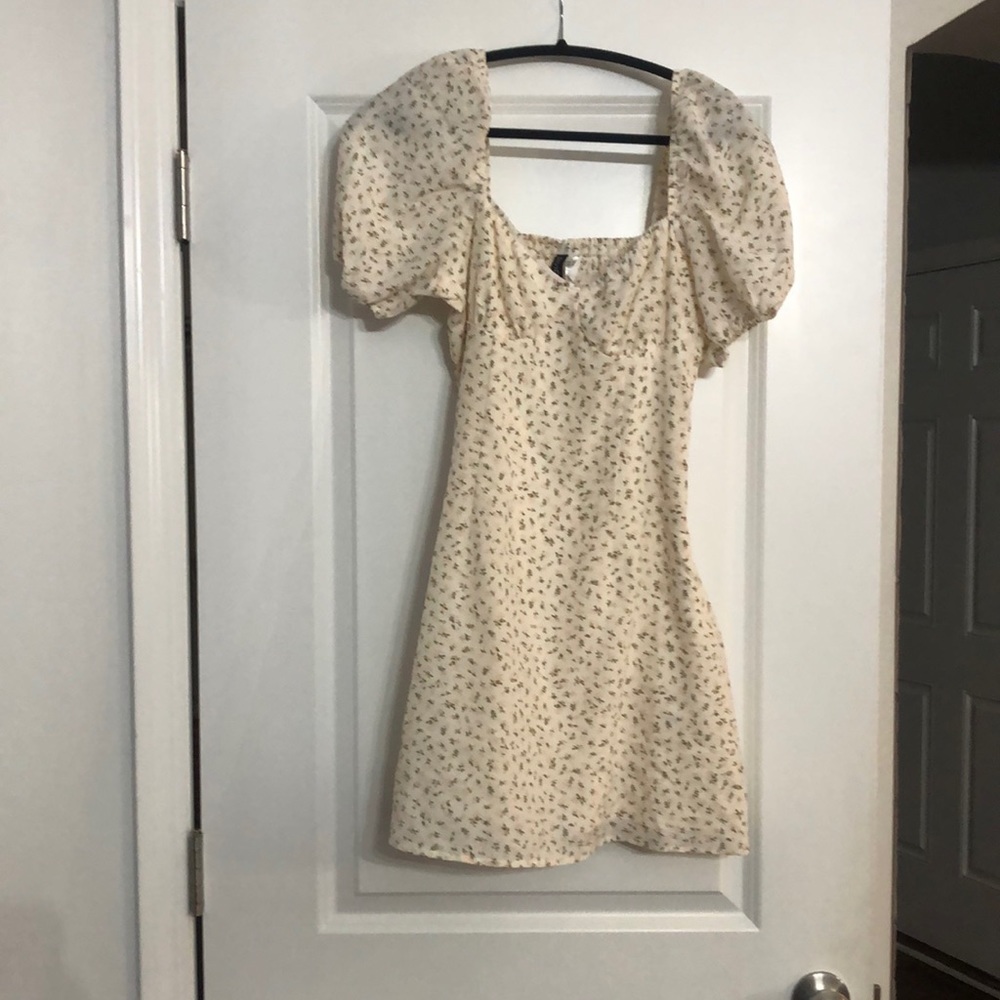 Cute summer dress!